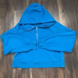 LULULEMON SCUBA HALFZIP IN POOLSIDE💙🩵